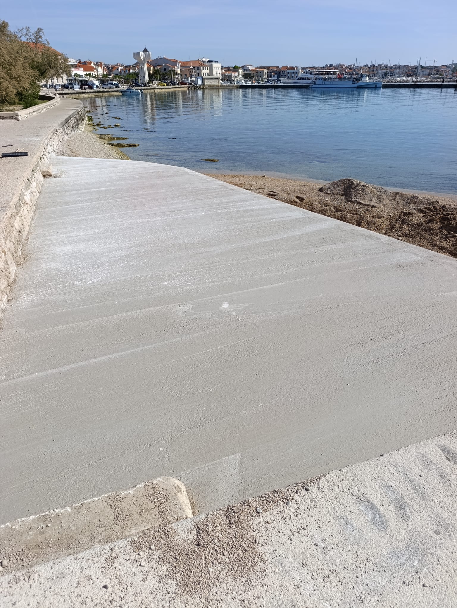 Sanacija platoa na plaži Tempo